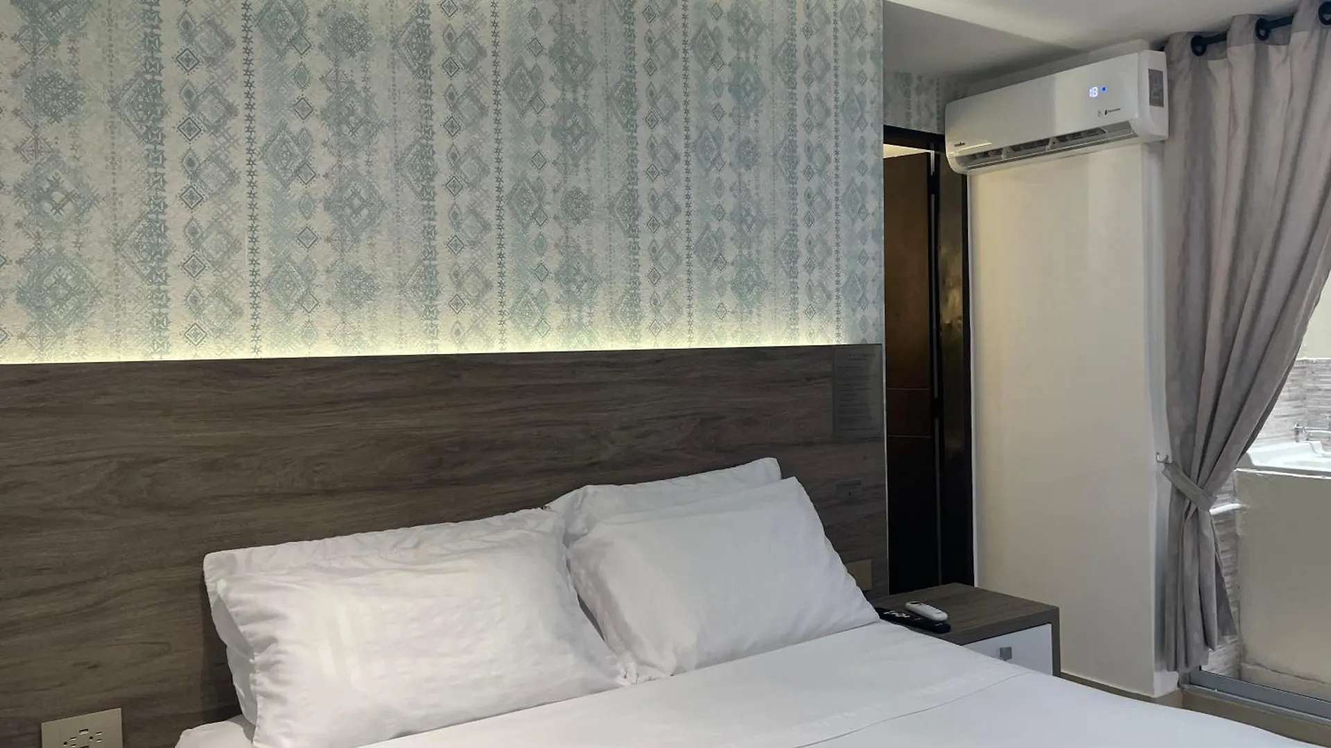Luxury Liv Gran Limonar Apartment Cali 0*,